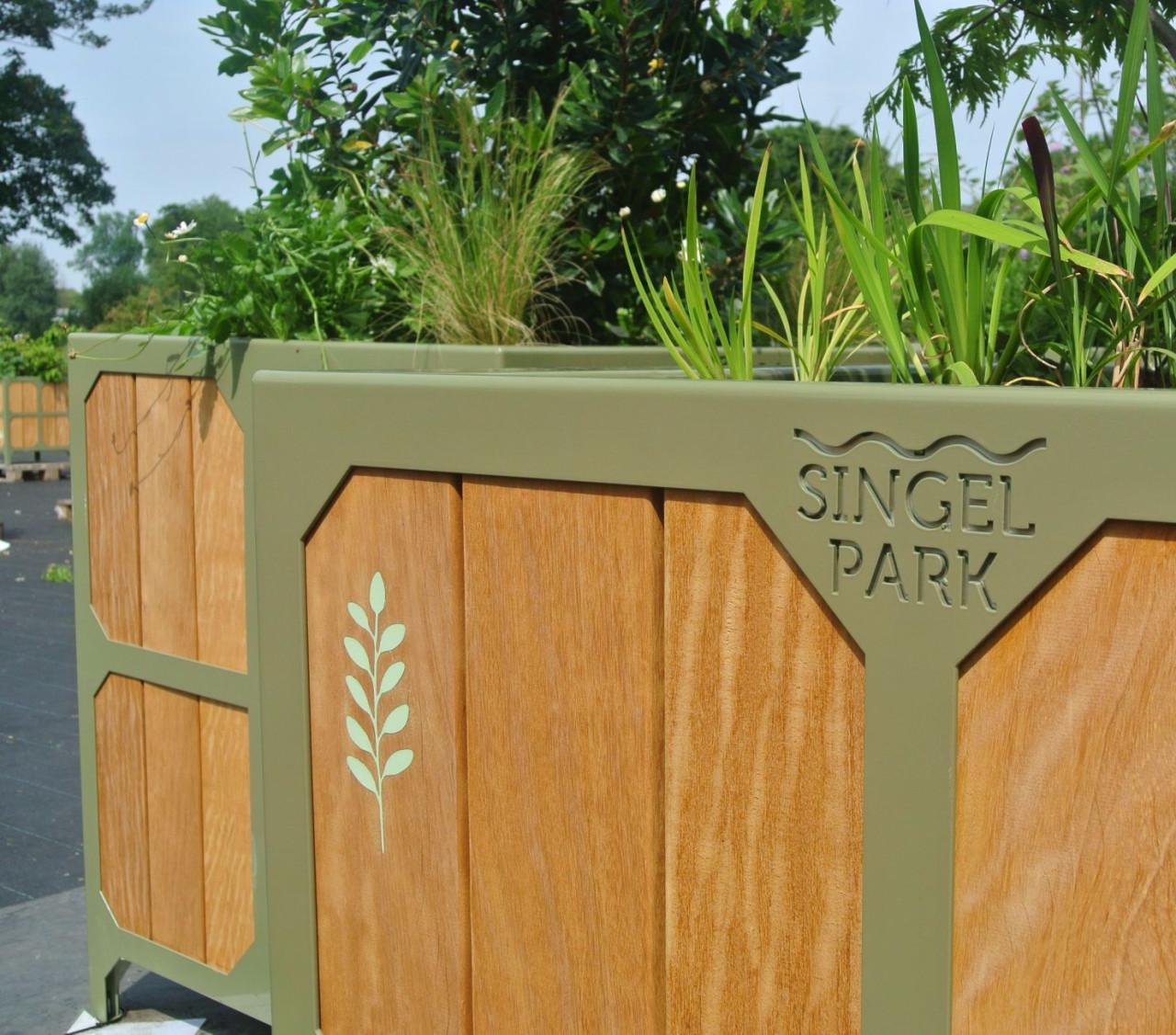 Bloembakken voor leiden