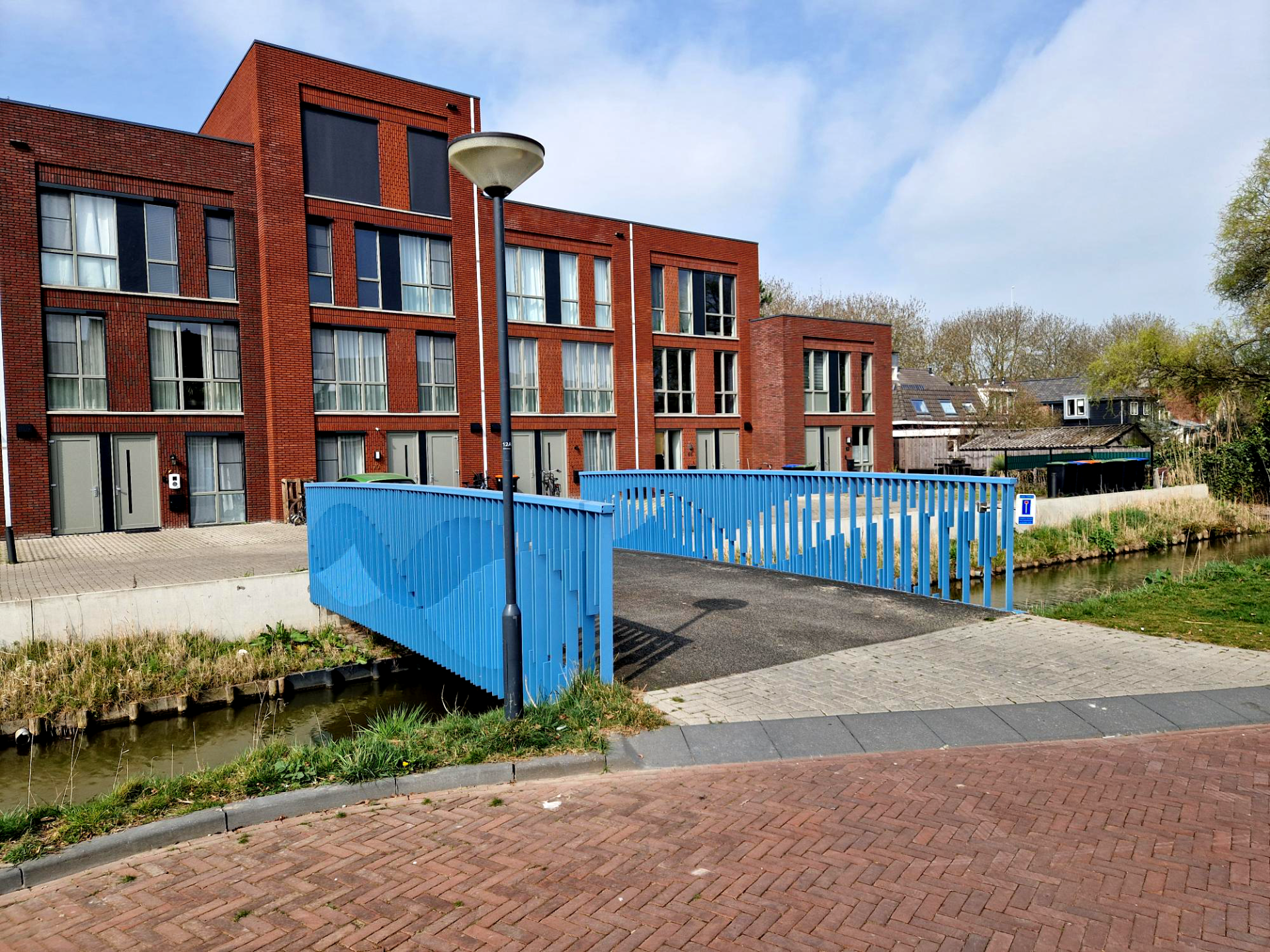 Toegangsbrug naar wooncomplex Gorinchem2